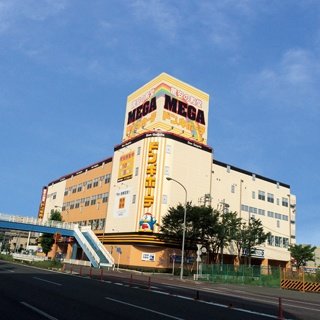 MEGAドン・キホーテ新横浜店の店舗情報・駐車場情報