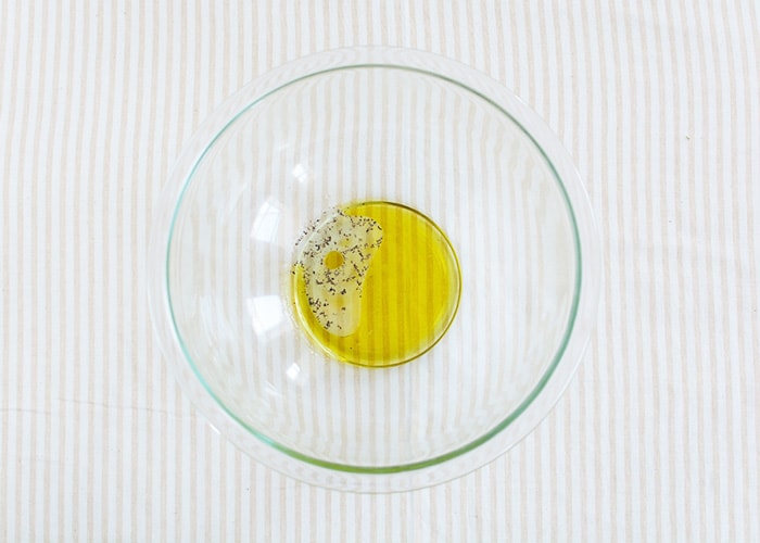 「レモン香るハーブチキンサラダ」の作り方画像 2枚目