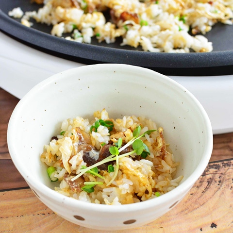 
				「焼きすき」のシメの「炒めご飯」
			