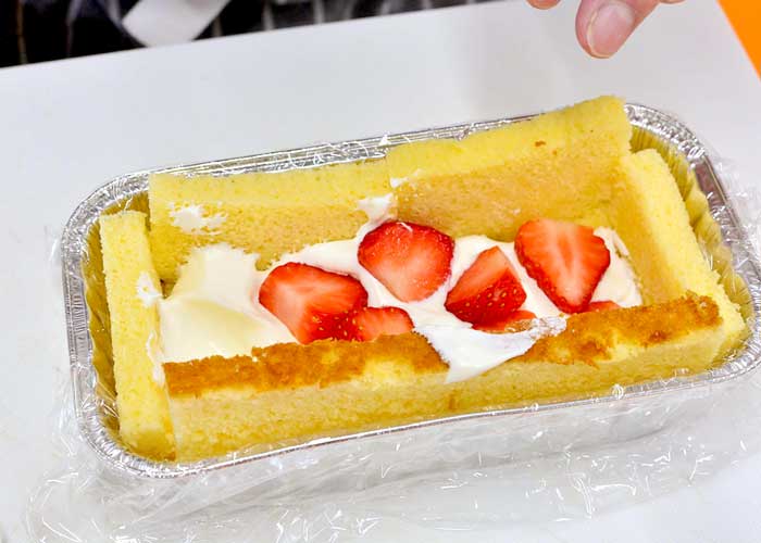 カステラで超簡単 失敗しないデコレーションケーキ ドンキッチン ドンキが提案するレシピ集