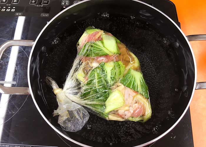 「豚肉とチンゲン菜のやわらか中華煮」の作り方画像 4枚目