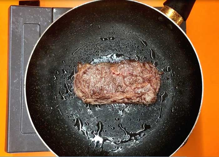 「牛肉切り落としで作る絶品ステーキ！」の作り方画像 4枚目