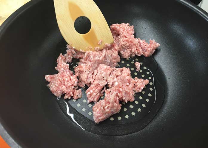 「ホクホク♪ 美味しい！ かぼちゃそぼろ煮」の作り方画像 1枚目