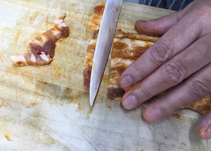 「筍のしゃきしゃき食感が嬉しい♪ 中華風バラ肉の炊き込みご飯」の作り方画像 2枚目