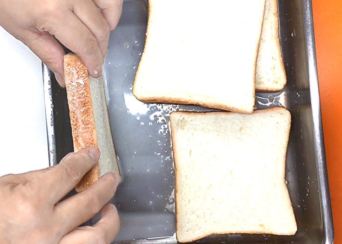 「トロトロ食感でみみまでおいしい♪ ハム&チーズフレンチトースト」の作り方画像 2枚目