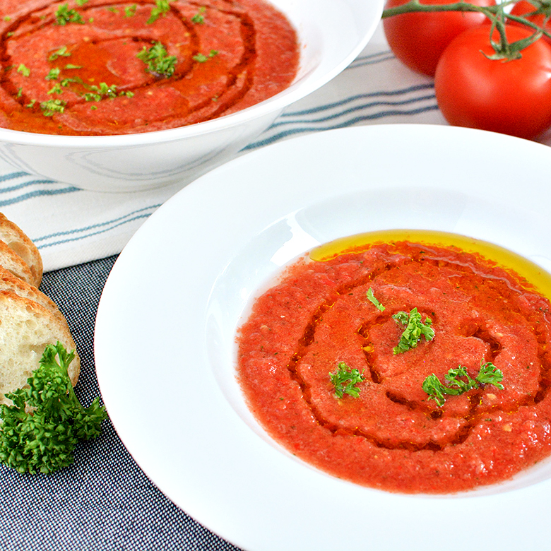 つぶつぶ野菜とトマトの冷製スープ「ガスパチョ」の写真
