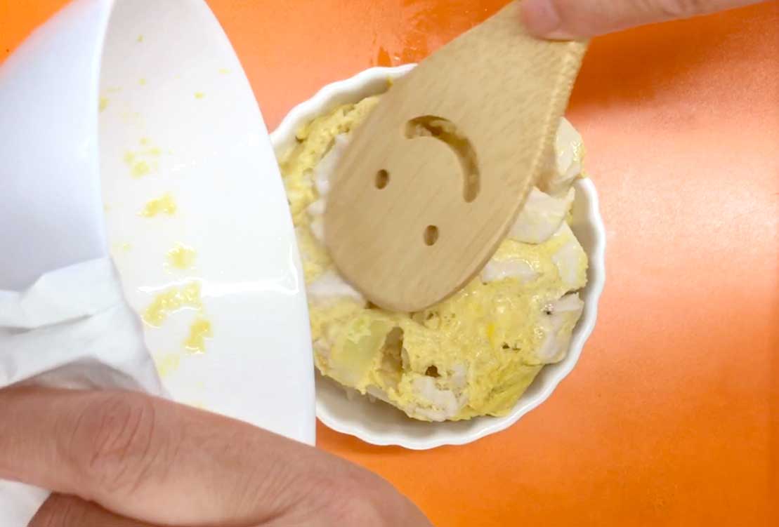 「レンジであっという間！トロトロたまごの親子丼」の作り方画像 4枚目