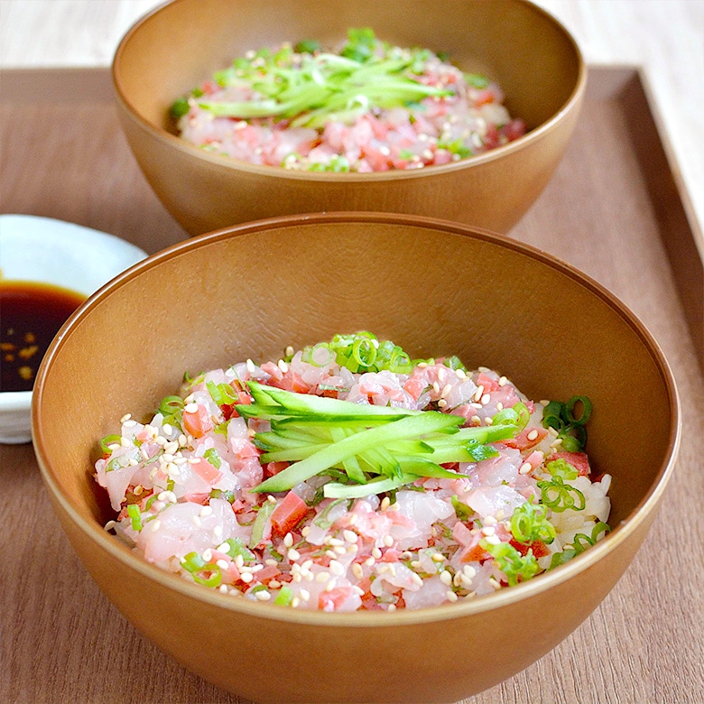 カリカリ梅のさっぱりカンパチ丼の写真