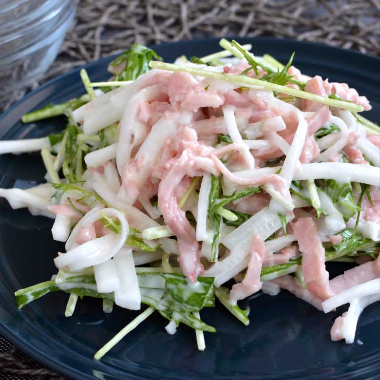 
					野菜がしゃきしゃき！大根とももハムのサラダ
				