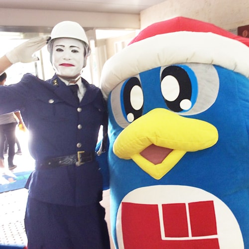 ドンペンと沖縄ドンキ&FC琉球タイアップ