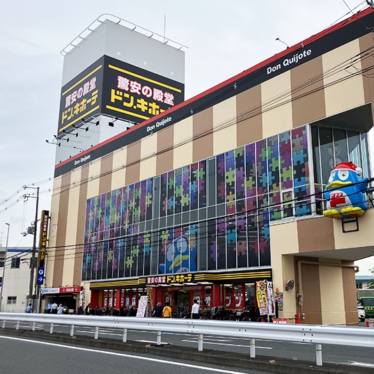 寝屋川店の店舗情報・駐車場情報