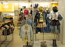 Galfit Megaドン キホーテ室蘭中島店 驚安の殿堂 ドン キホーテ Galfit Megaドン キホーテ室蘭中島店 驚安の殿堂 ドン キホーテ